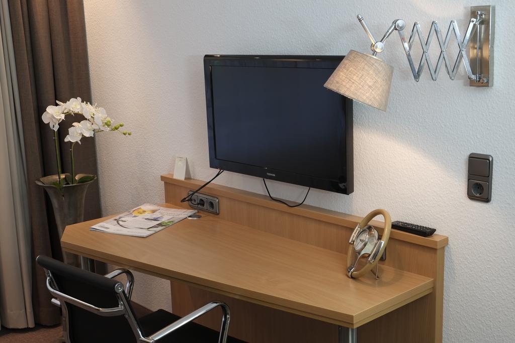 Hotel Brunnenhof International Wedemark Εξωτερικό φωτογραφία